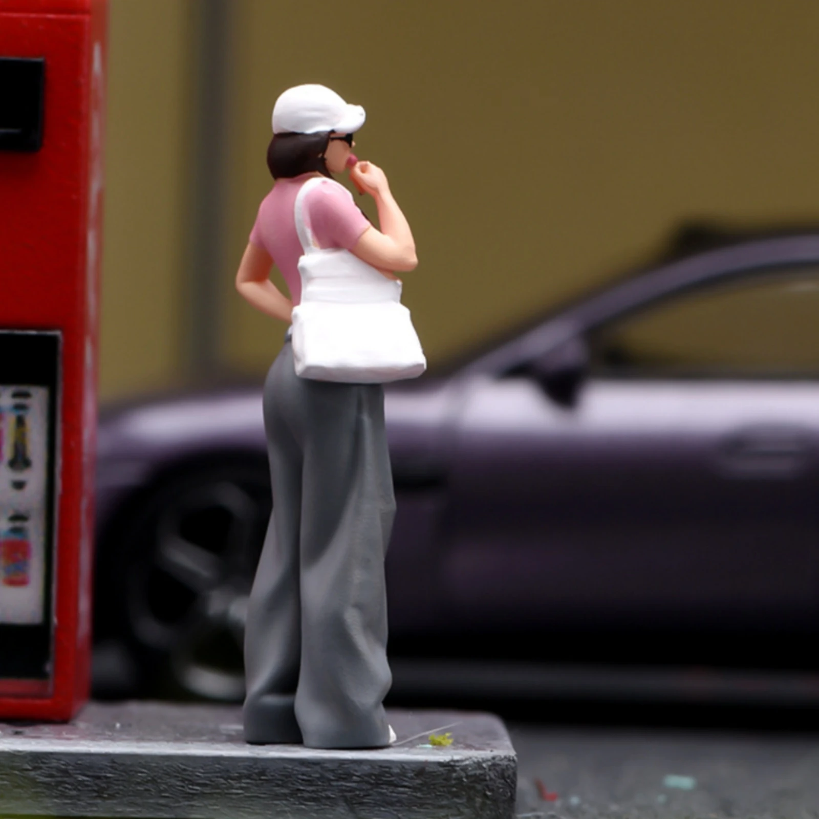 1:64 Female Miniature Painted Miniature Female Figurine Mini Display Item High Realism Small Decor Compact Size