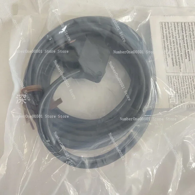 

E3Z-LT81 LT61 E3Z-LS61 LL61 Laser Sensor Industrial Detection Sensing Accessory