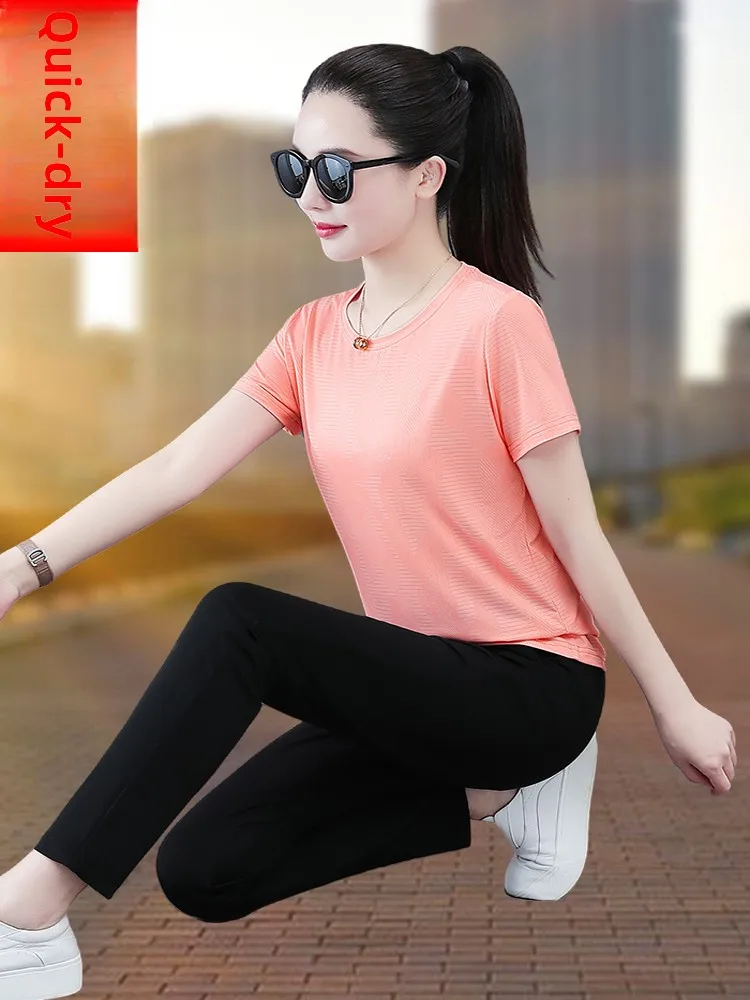 

Ice Silk Qui Dry Sports Set Women's 2025 Summer New Seven-Foot Running Suit Breathable Casual Two-Piece Set Trendy