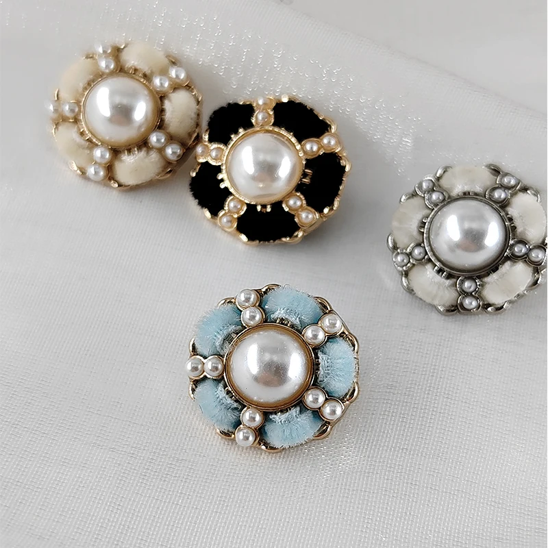 18/21/25MM Wrapped Handmade Imitation Pearl Shank Buttons Of Clothing Elegant Flower Designed Metal Fashion Decor Sew On Button