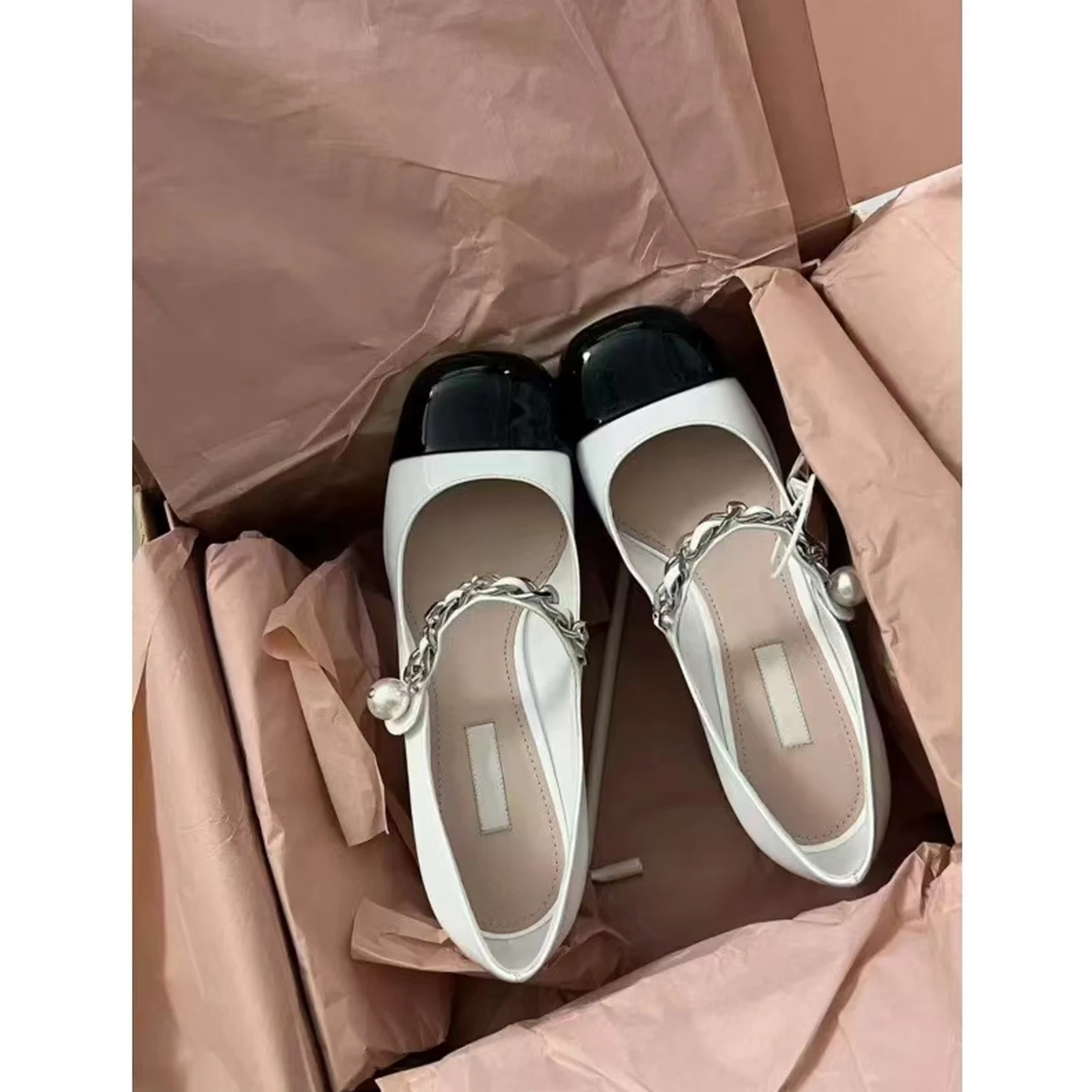 

2025 New Autumn Square Head PU Shallow Mouth Single Shoes Heels Women Zapatos De Mujer