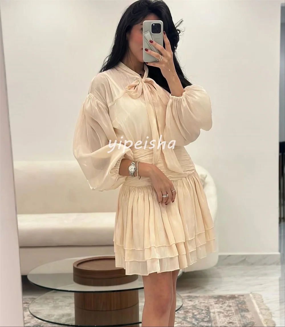 تخصيص جودة عالية الشيفون الطية Ruched المتدرج ألف خط عالية الياقة فساتين قصيرة فساتين مناسبة مخصصة الأحجام المتاحة