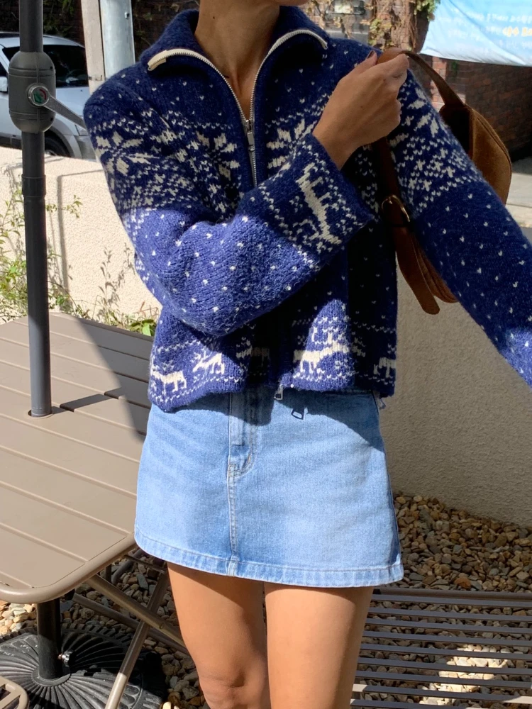 Moda coreana maglione Cardigan abbigliamento donna autunno inverno fiocco di neve modello corto colletto in piedi cerniera calda giacca di natale