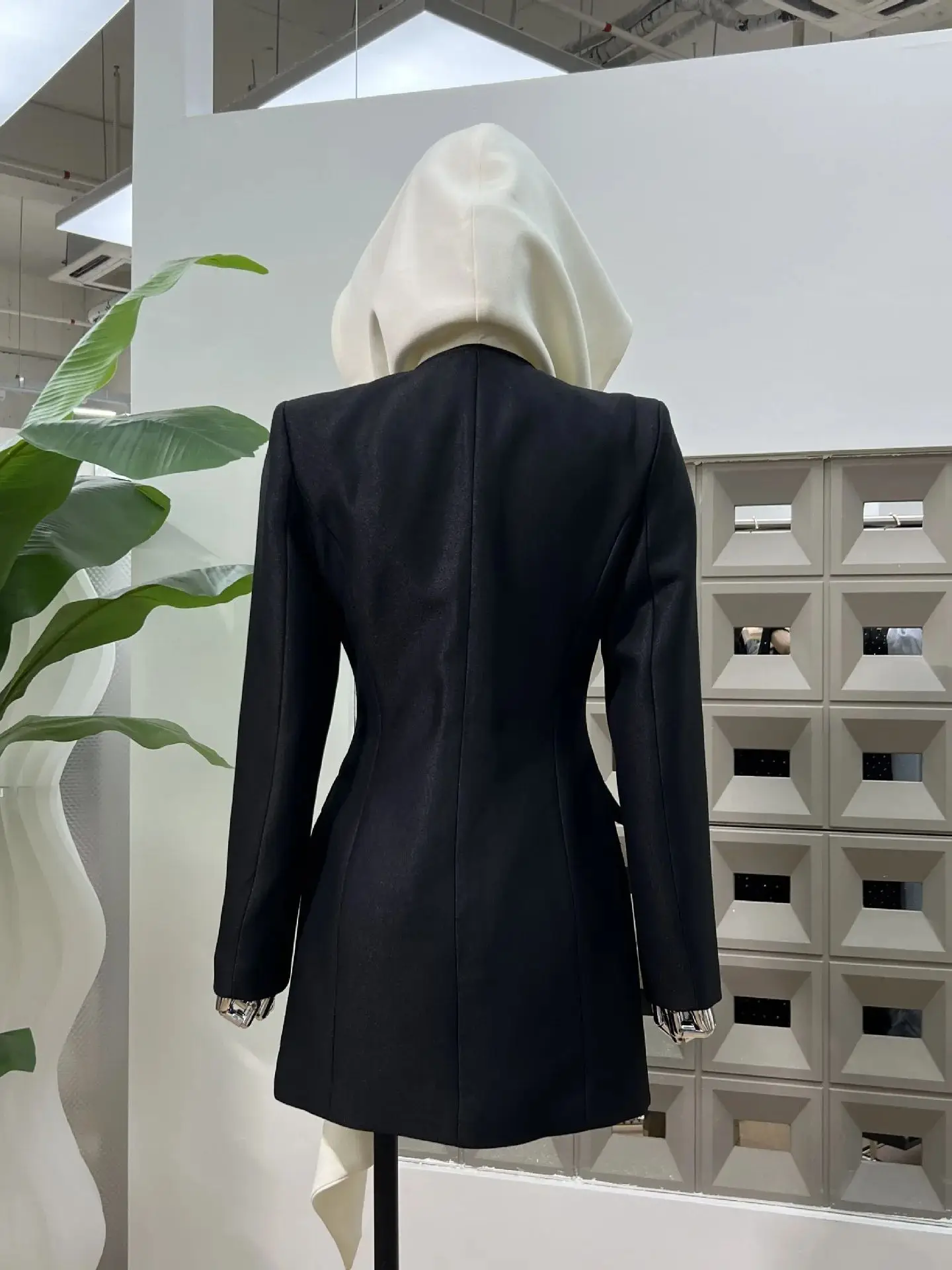 2023 Nieuwe Damesjurken Slim Fit Mini Capuchon Lange Mouw Gordel Patchwork Chic Stijlvolle Party Club Cocktail Bal Avondjurk