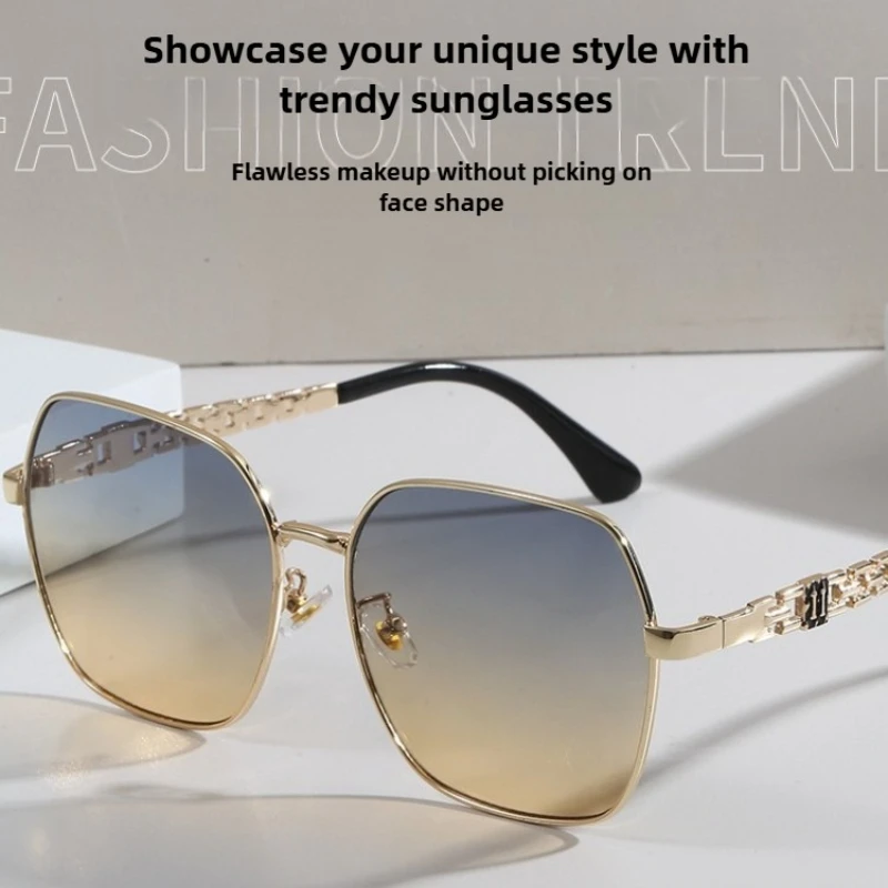 

​​Women's Metal Large Frame Square Sunglasses New Trendy UV Protection Versatile Style​​