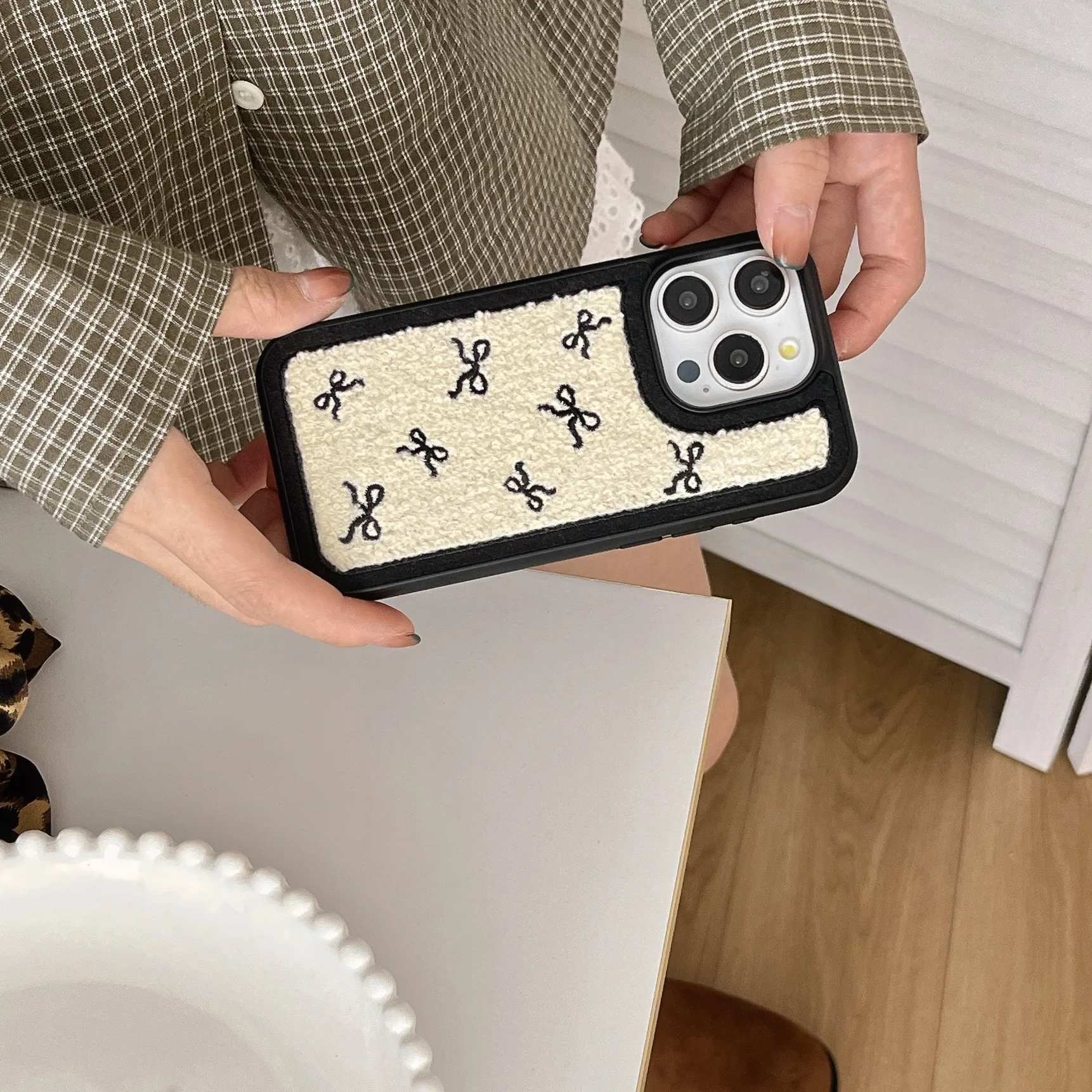 New towel embroidered bowknot phone case for iPhone 16 16pro 16promax 16plus 15 15pro 15promax 14 14pro 14promax 13