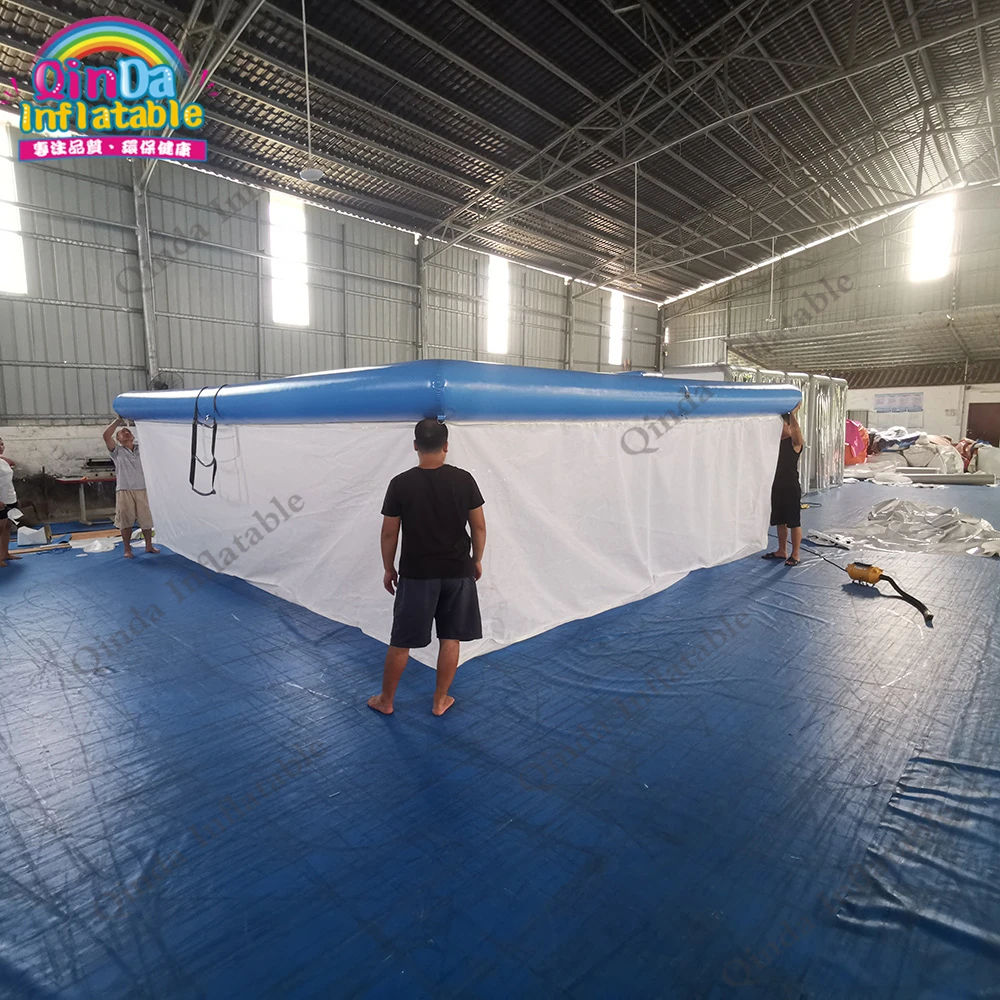 Piscinas infláveis baratas do barco para a piscina inflável do mar do iate com rede