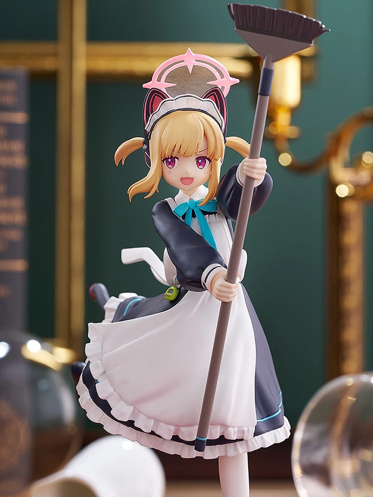 Original Genuine Good Smile Company Prepainted Pop Up Parade Blue Archive Saiba Momoi Maid H=170mm Game Figure Cute Decoration