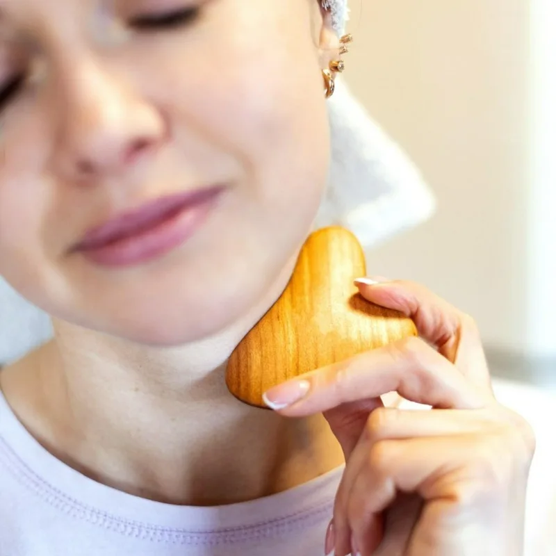 เครื่องมือขูดไม้ Gua Sha สําหรับใบหน้าและร่างกาย - เครื่องนวดหน้าต่อต้านริ้วรอย, บรรเทาอาการปวดคอและไหล่, การดูแลการระบายน้ําเหลือง"