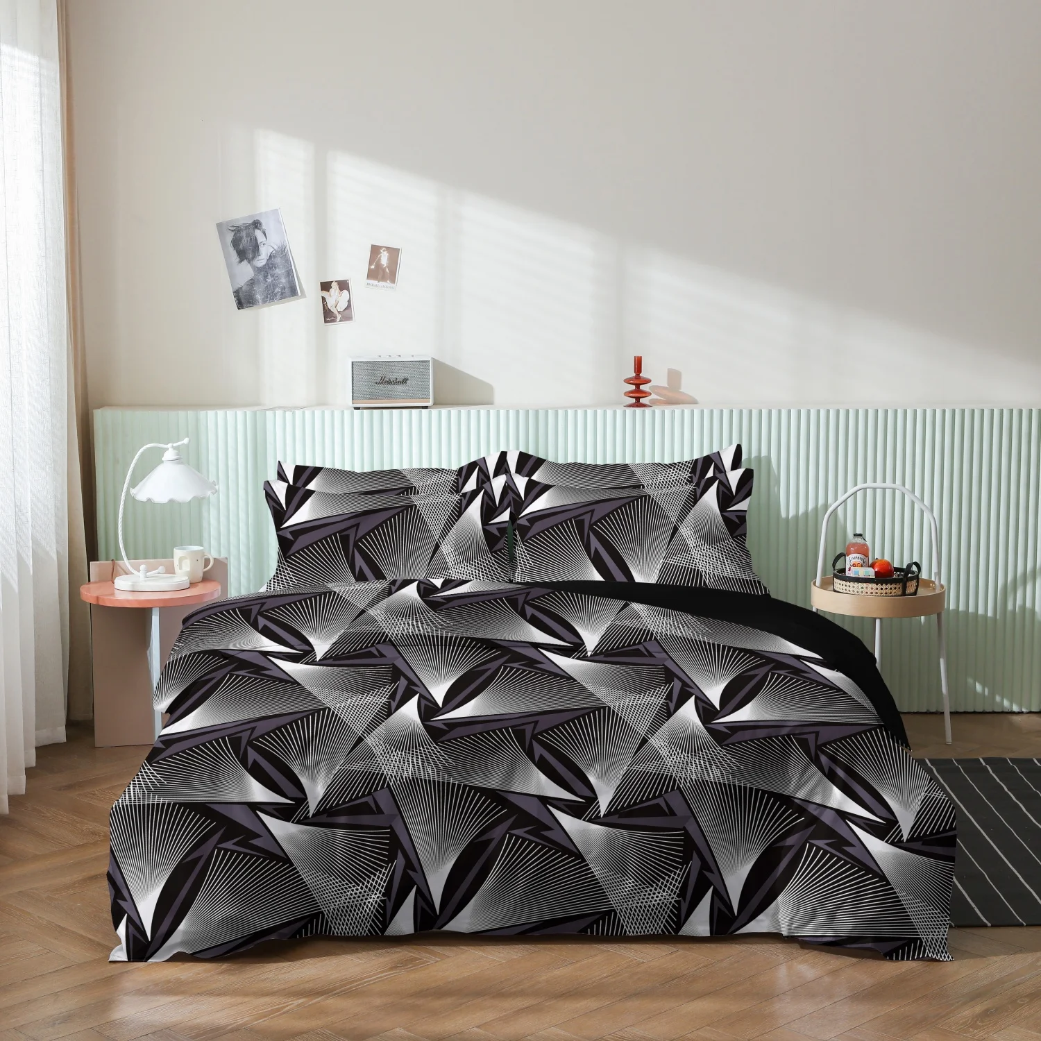 Black White Grey Geometric Triangle Print 3 Pieces Duvet Cover Set, Abstract Line Radiant Fan Shape Minimalist Print Bedding