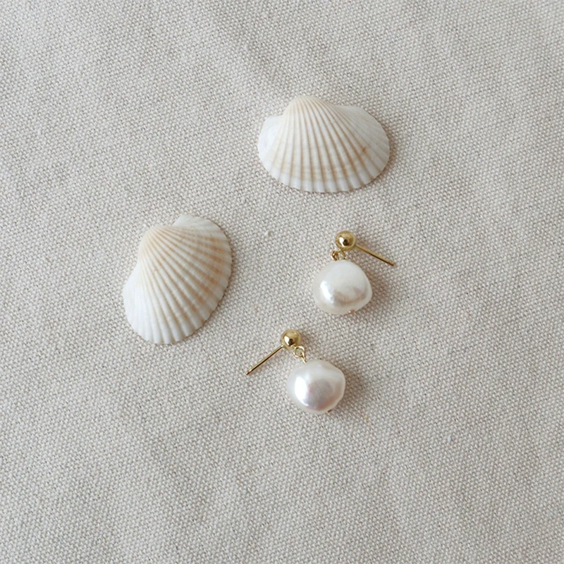 Peri\'sbox French Baroque Freshwater Pearls Stud Earrings For Women Statement Drop Small Earrings Simple Post Earrings Wholesale
