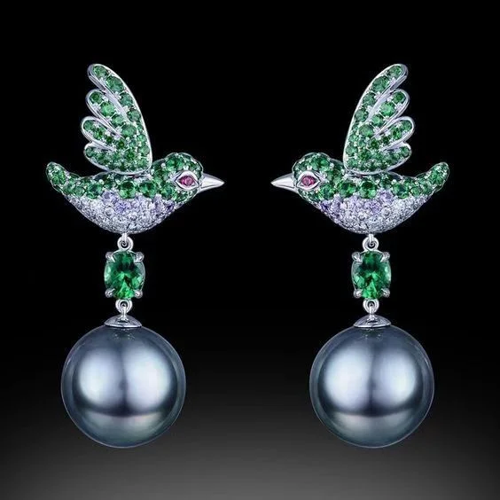 

Exquisite Bird Earrings Silver Color Green Stone Pendant Earrings Ladies Wedding Engagement Exquisite Jewelry