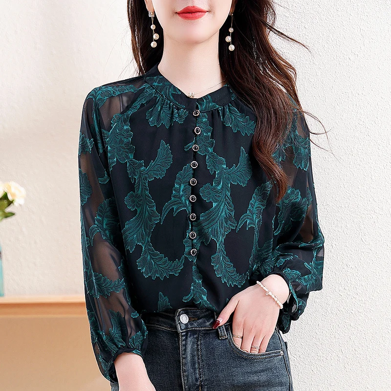 

2025 New Fashion Women Blouses Casual Chic Jacquard Button O-Neck Loose Shirts Spring Summer Elegant Tops Female