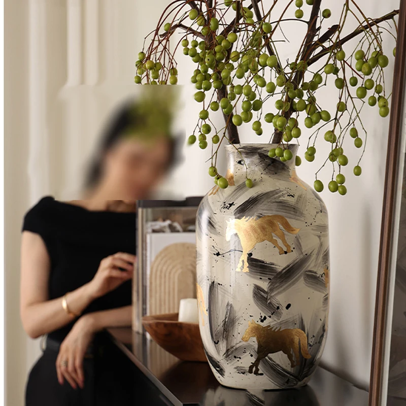 Golden Horse Lingyun Luxury Advanced Sense Of Gold Foil Ink Ceramic Vase Flower Arrangement Living Room Decoration Ornaments