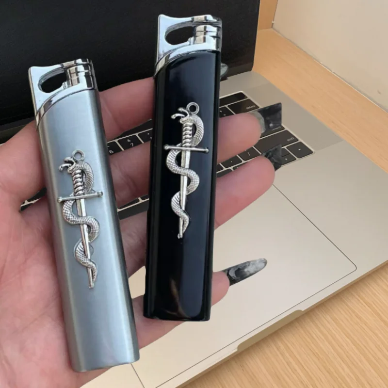 

Snake pattern stamping straight rush lighter inflatable windproof metal texture handmade design cigarette lighting tool gift