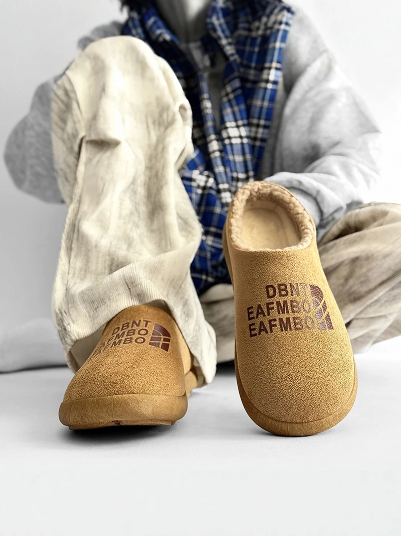 

Men's Winter Fleece Lined Slip-On Cotton Slippers Warm Fur Integrated Casual Vintage Birkenshoes Indoor Outdoor Wear