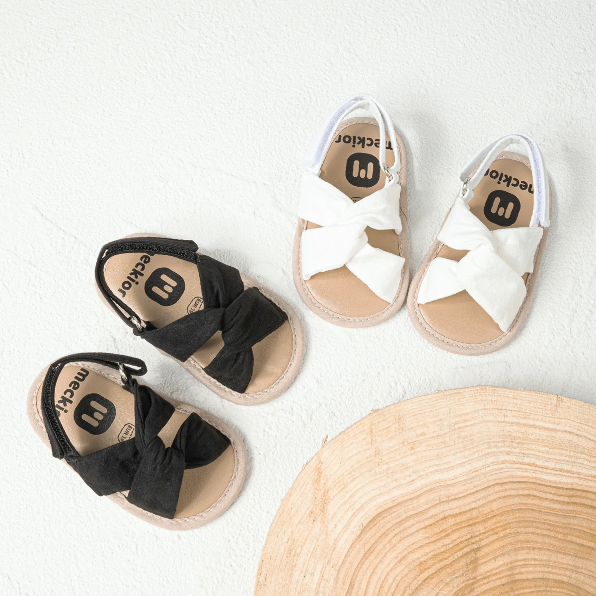 

Baby Summer Sandals Cross-strap Design Anti-slip Breathable Beach Slippers Lightweight Solid Color Baby Toddler Shoes