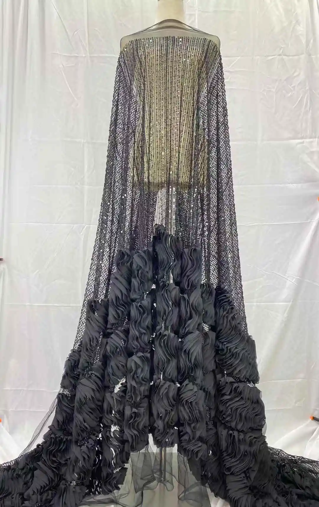 

Luxury Bead Tube Embroidery African Lace Fabric 2025 High Quality French Sequined Tulle Fabric For Nigerian Wedding Party