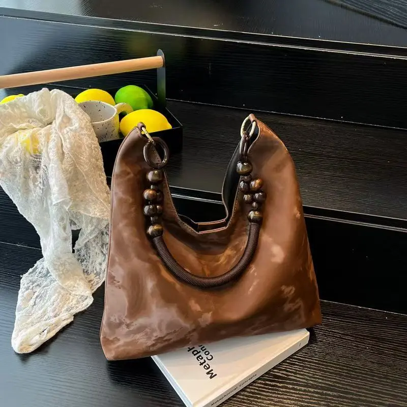 

2026 Fashionable versatile vintage single shoulder bag with large capacity hand-held underarm bag in 3 colors