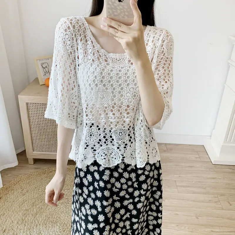 Lace hollowed shawl knitted short camisole sun protection thin jacket with middle sleeve outer matching skirt cover for women