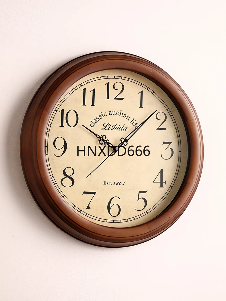 

Легкие роскошные высококачественные средневековые креативные часы из цельного дерева, подвесные настенные часы