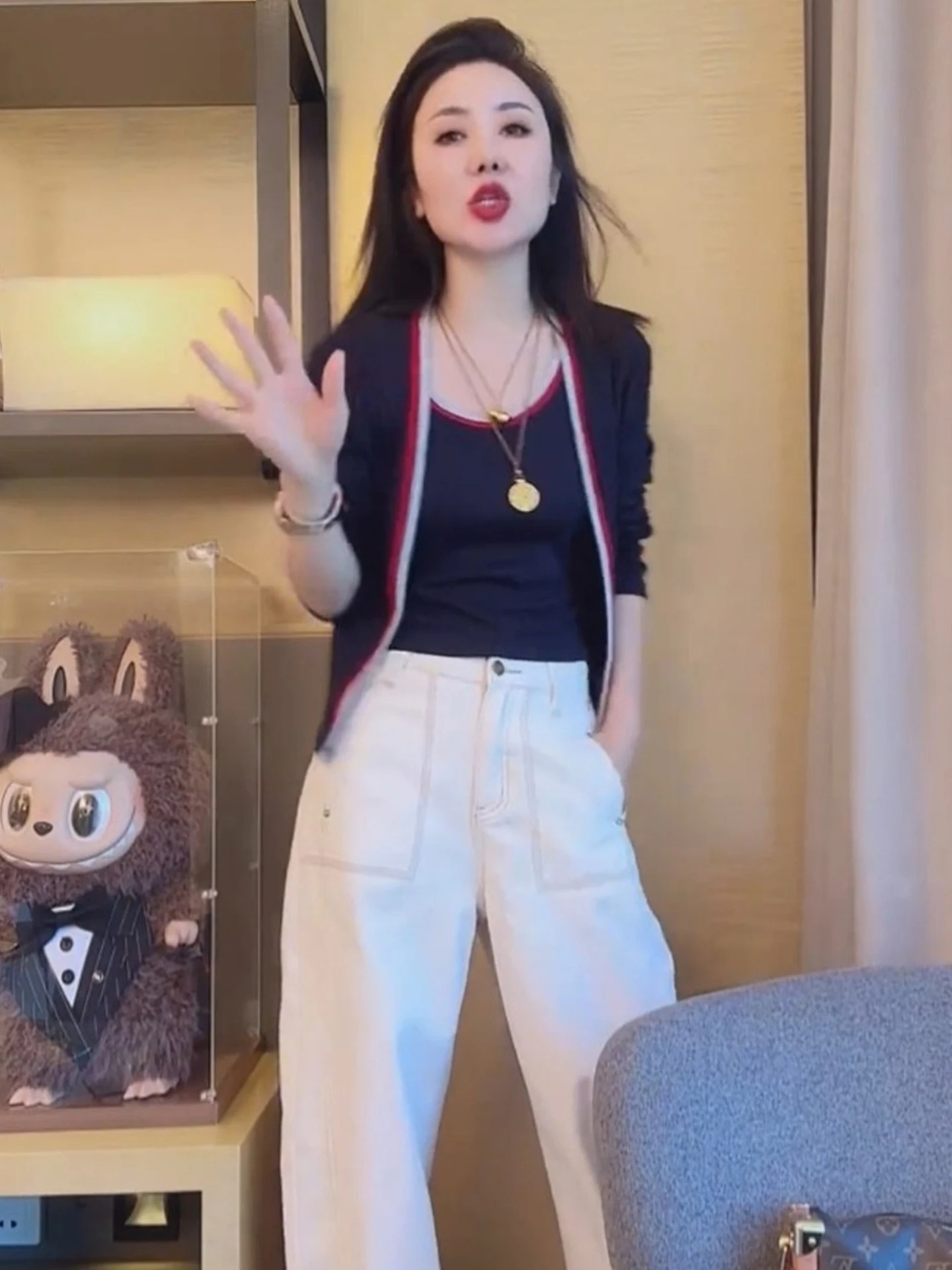 Ele تريكو علوي المرأة Faion ملابس داخلية التخسيس Sli تصميم الكورية Sle تخفيف الخريف طويل Sve محبوك سترة