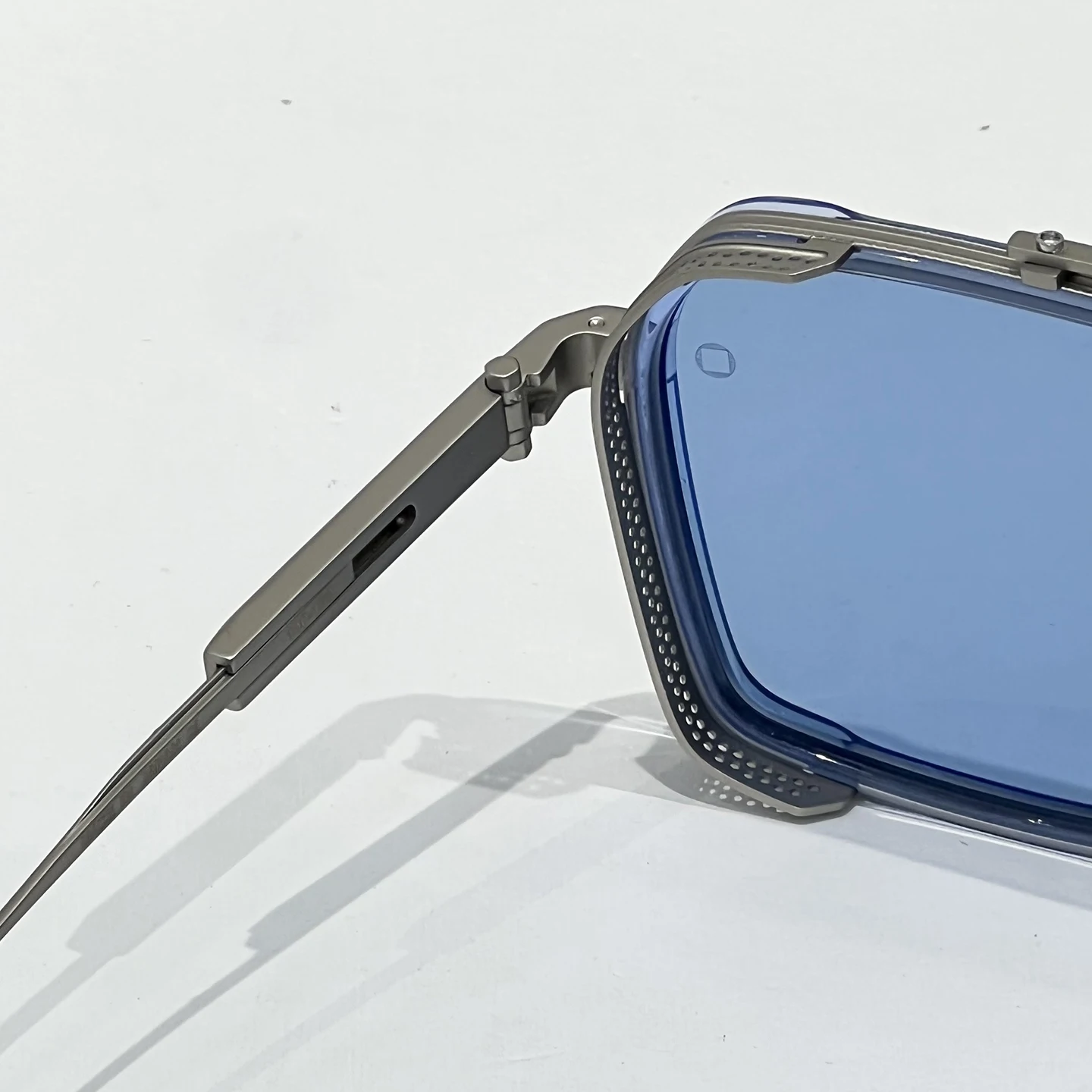 إطار مربع معدني ياباني مصمم فاخر INS كاجوال للقيادة للرجال للنظارات الشمسية والحفلات والعطلات للنساء لظلال AKS