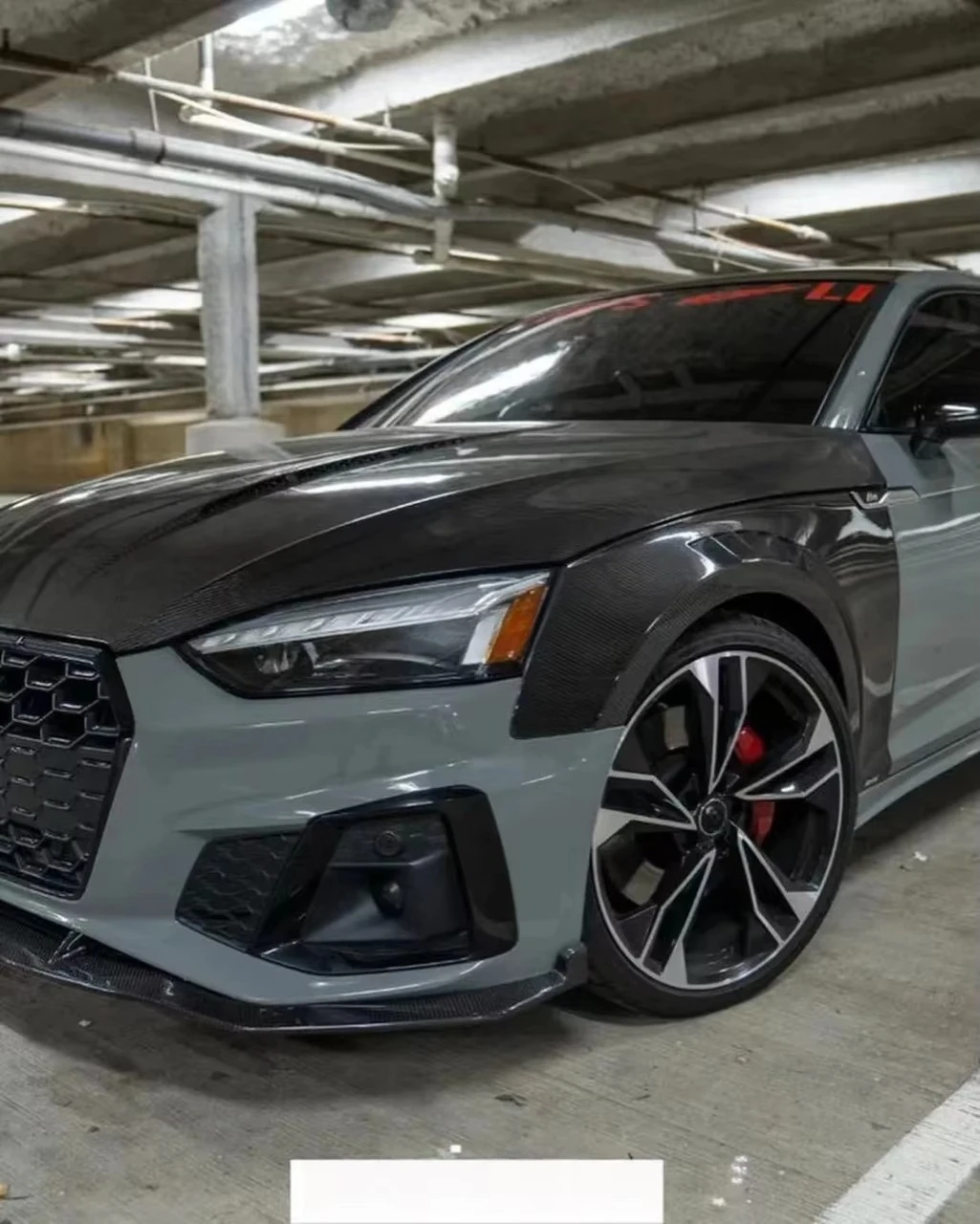 غطاء محرك السيارة عالي الجودة من ألياف الكربون الجافة A5 S5 لأغطية السيارات أودي A5 S5 مع فتحة تهوية