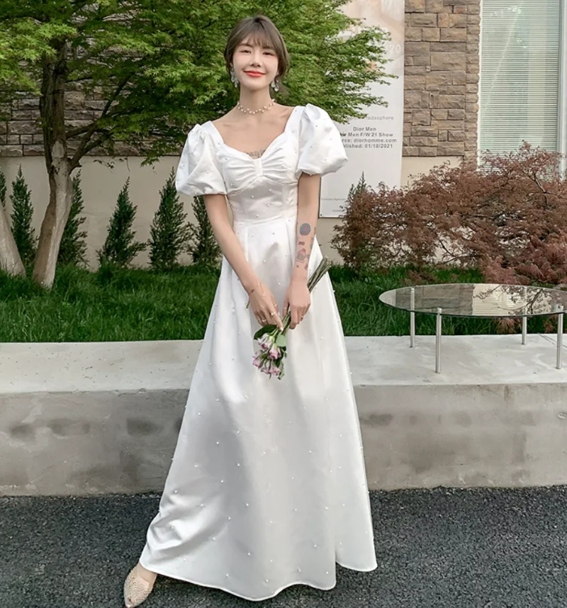 

Elegant Simple V Neck Floor Length Puff Sleeves Soft Satin Sheer Back Korea Style Wedding Dress ウエディングドレス Wedding Gown 웨딩드레스