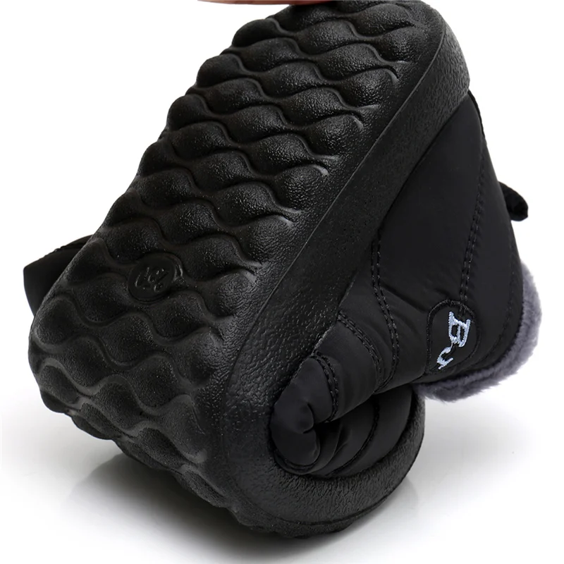 Snow Boots for Men in Winter with Plush and Thick Insulation Feathers, Waterproof and Anti Slip Cotton Shoes