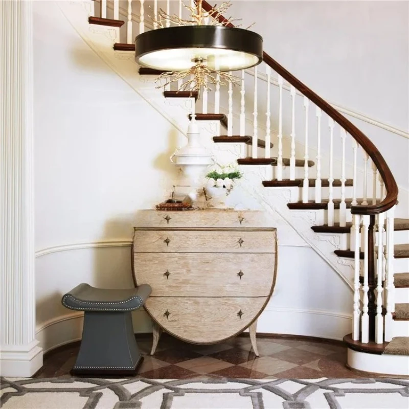 

Полукруглый шкаф-перегородка из массива дерева в стиле лофт, роскошный, простой, декоративный, для прихожей/веранды.