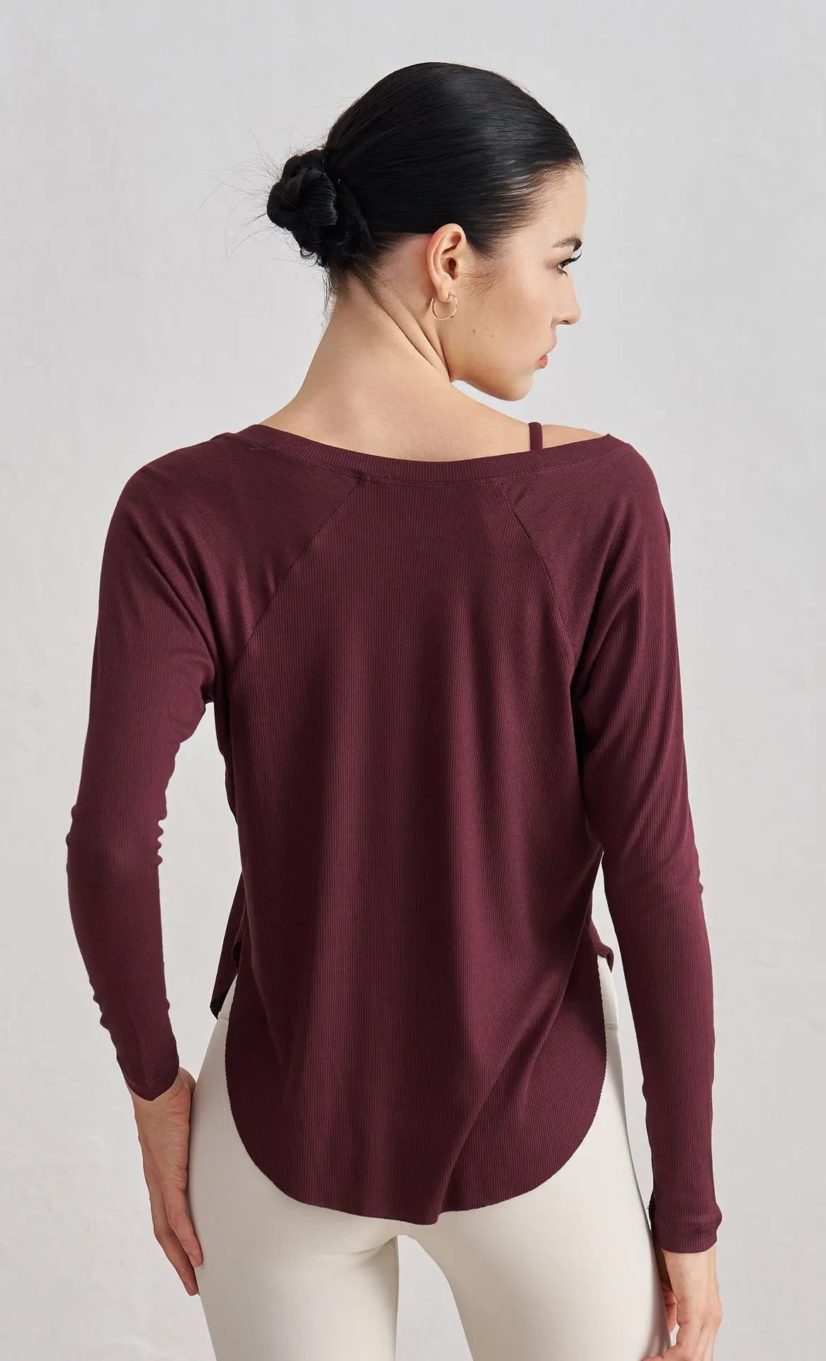 Women's Nude Fitness Clothing, Loose and Sexy Off Shoulder Top, Casual Drape, Sports, Long Sleeved, Autumn, New