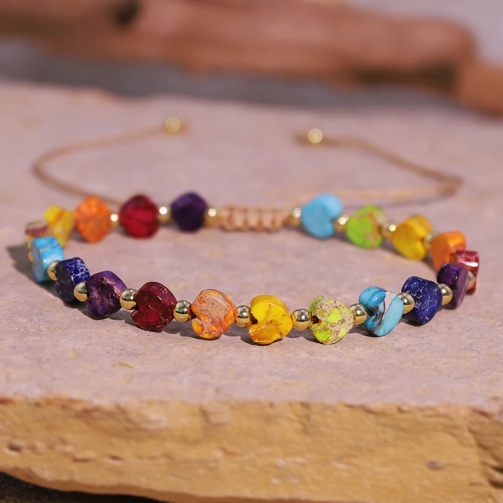 1 Stück Naturstein, gemischte Farben, Kaiser, herzförmig, einlagig, verstellbar, modisches Perlenarmband