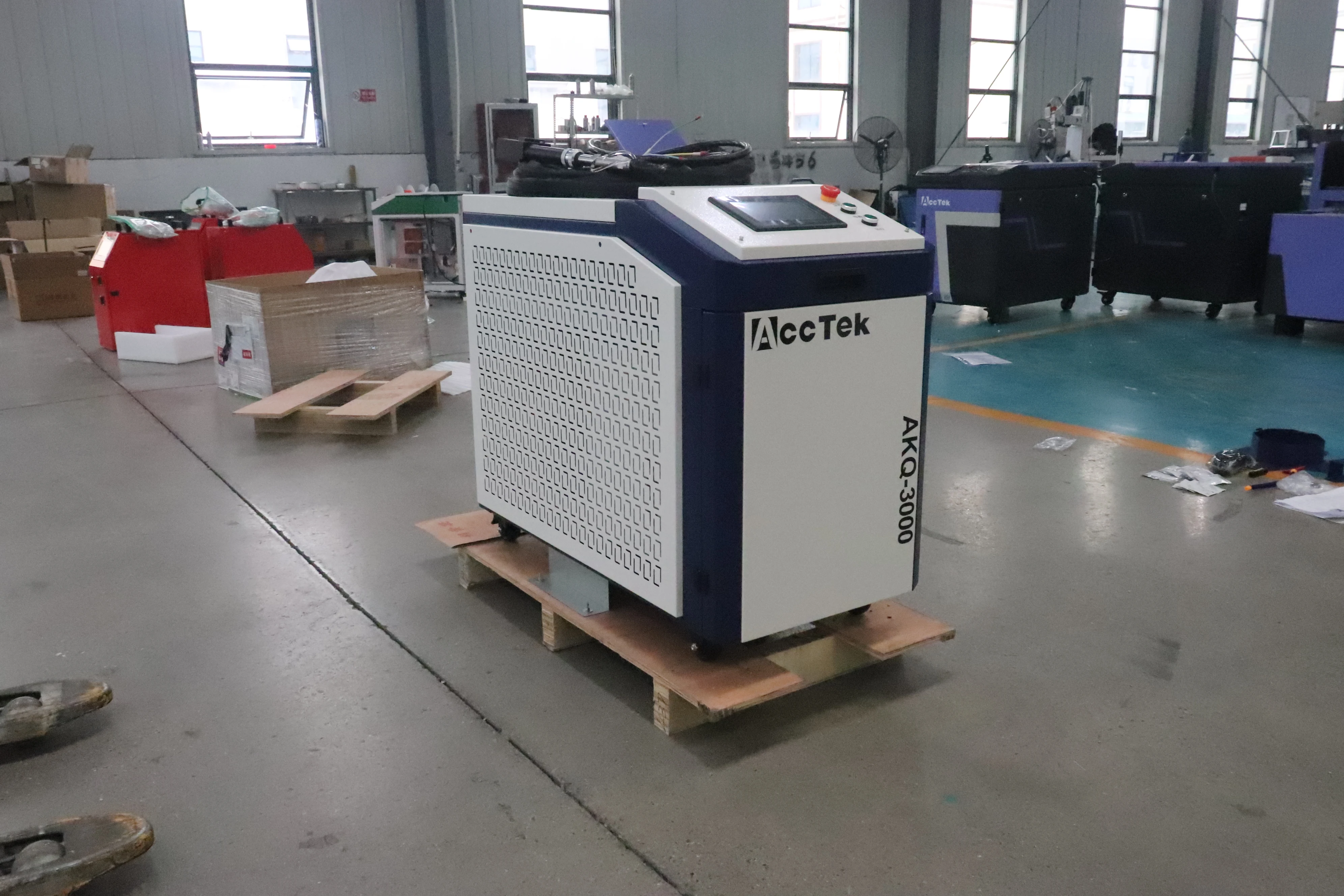 4 in 1 Portable Fiber Laser Welding and Cleaning Machine with Au3tech Metal Head for Aluminum Stainless Carbon Steel