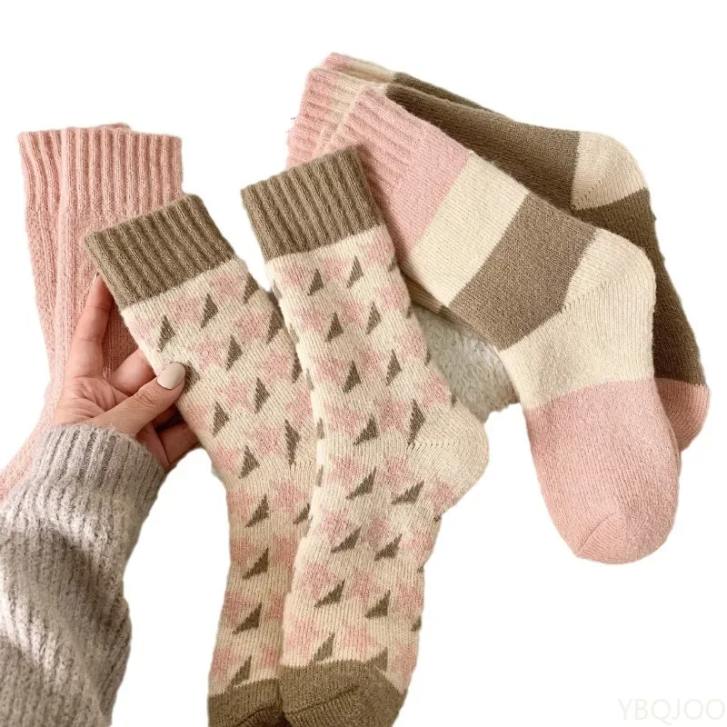 4 أزواج الخريف والشتاء موضة سميكة الدافئة يحلق منتصف أنبوب المرأة الجوارب الوردي الحلو ولطيف بسيط منشفة الجوارب للفتيات #6