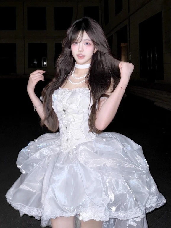 Robe de soirée princesse blanche élégante, robe d'anniversaire, Style Ballet, épaules dénudées, sans bretelles, cintré à la taille, robe bouffante pour femmes