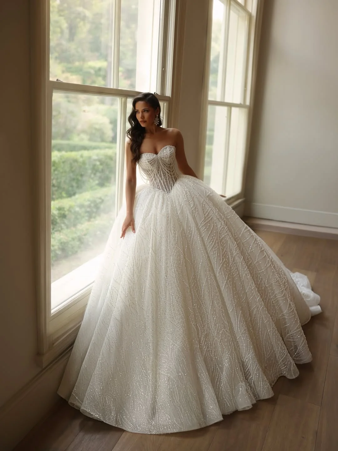 

Luxury Lace Beaded Ball Gown Wedding Dress Sweetheart Strapless Corset Bridal Gown Sparkling Tulle Vestido De Noiva Customized