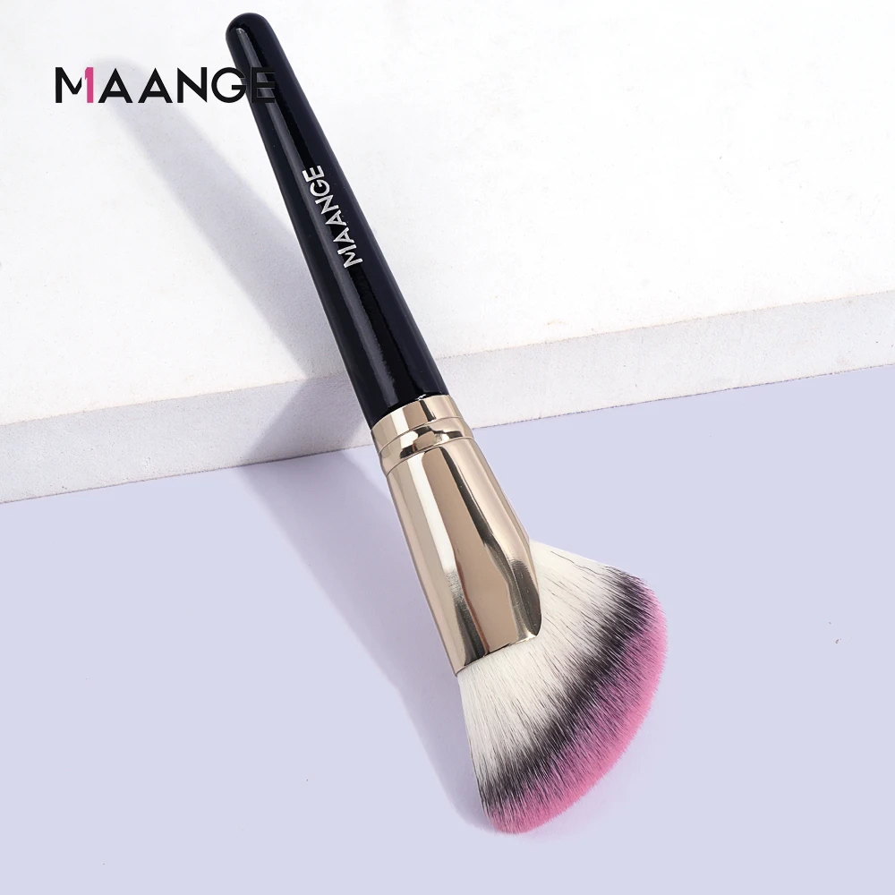 MAANGE Angled Kabuki Makeup Brush Premium Brush Perfect For Face Contouring And Highlighting With Creams And Powders Gift Choice