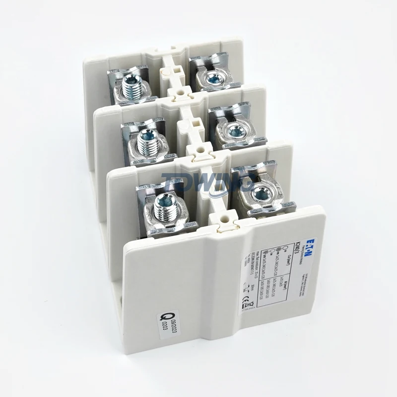 100% New and Original EATON Amphenol Connector K240/3