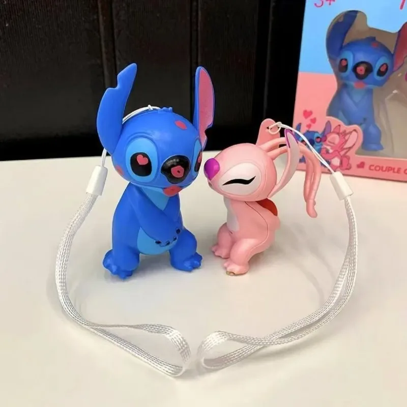 STITCH Creative Magnetic Kiss Keychain Couple Gift pendant Gift Birthday gift adornment will glow labubu  sonny angel