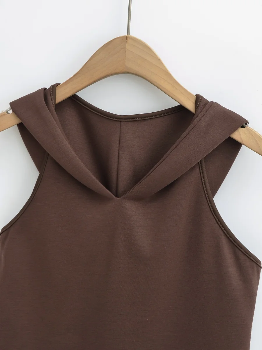 توب نسائي أمريكي الطراز بدون أكمام مع غطاء للرأس، تي شيرت أسود بأسلوب وستلاند، نحيف وبدون ظهر وخصر مرتفع