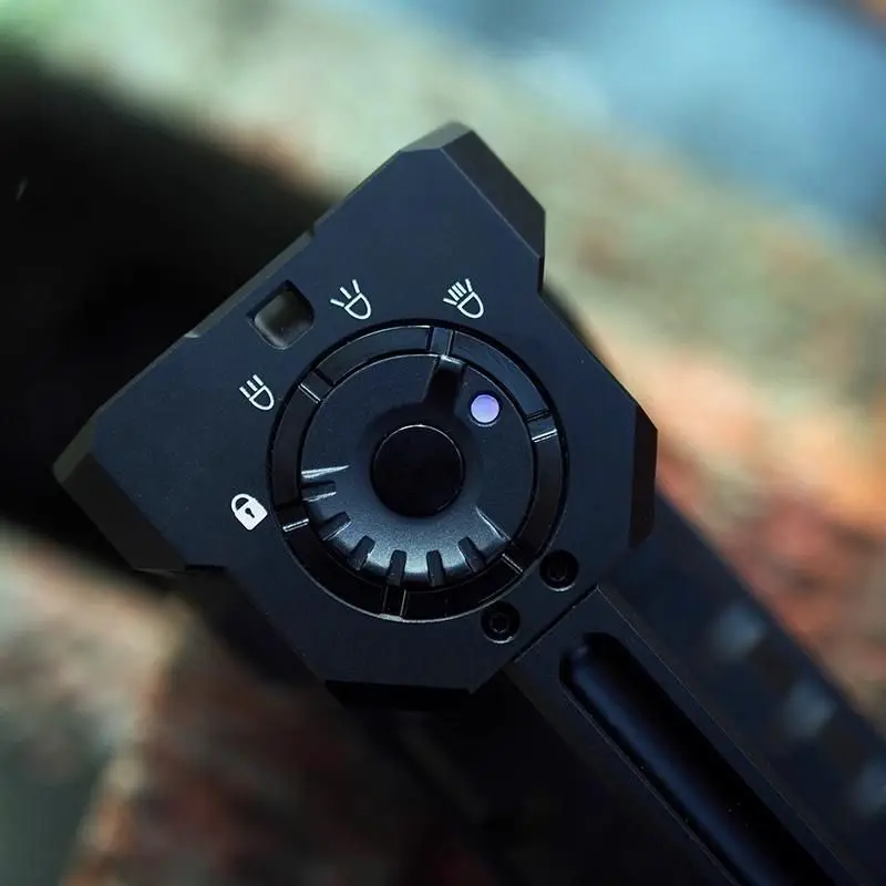 Senter Taktis Jarak Jauh Ranger MK39II 25000 Lumen