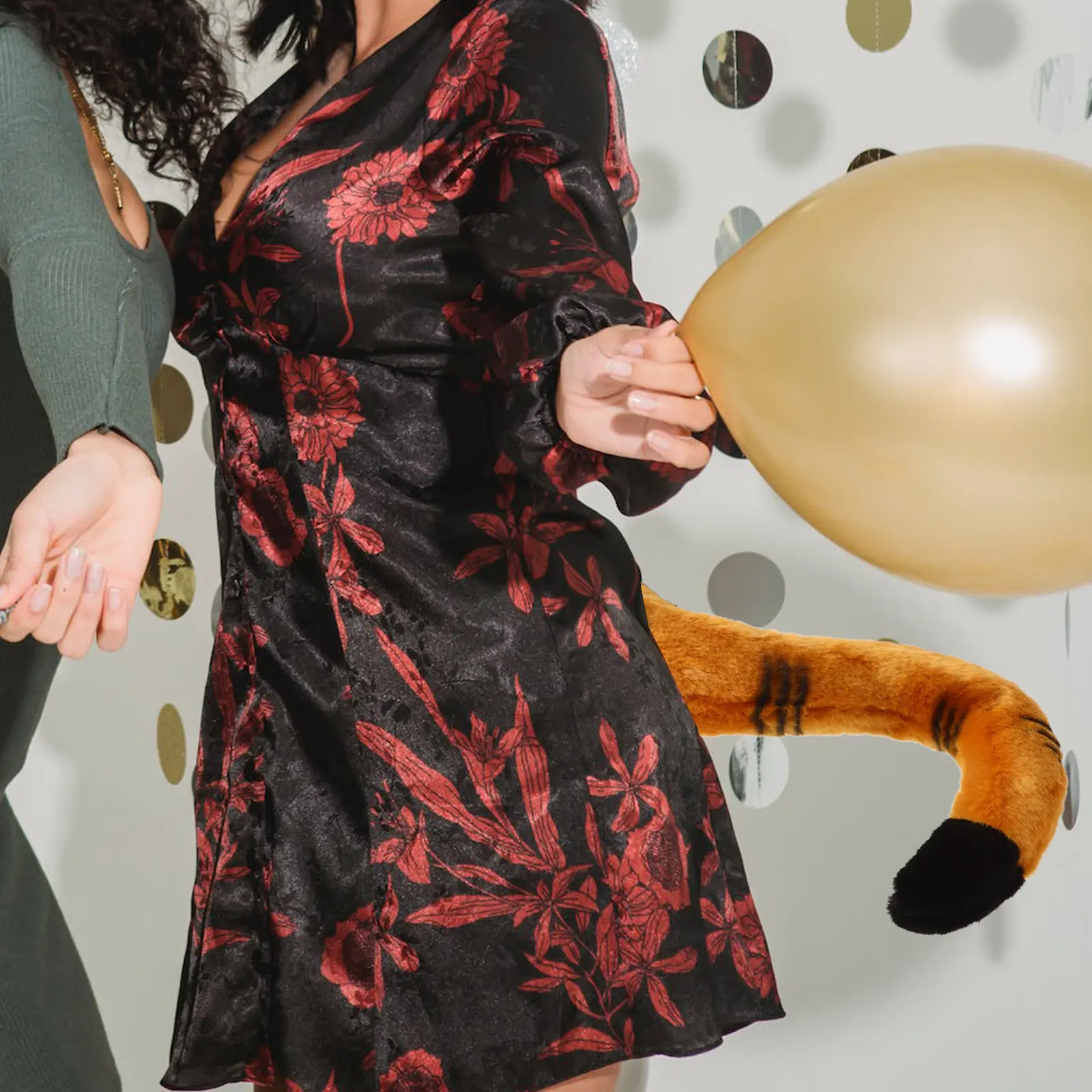 

Костюмный аксессуар «Хвост тигра»: милый и очаровательный хвост для вечеринок, выступлений, косплея, реквизит для детских сценических выступлений и нарядов