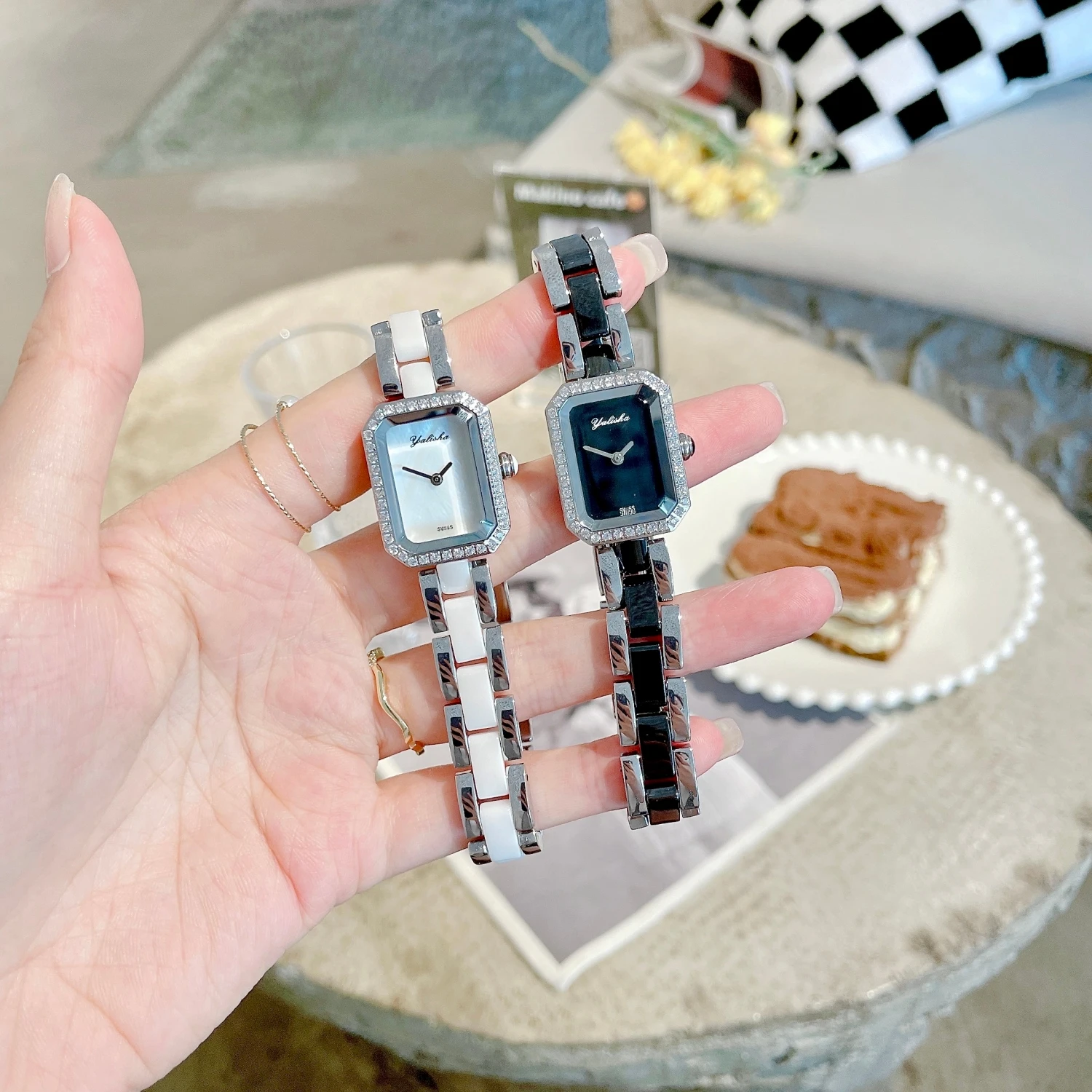 Watch female rhinestone square light luxury creative ceramic quartz watch fashion waterproof temperament small bracelet watch