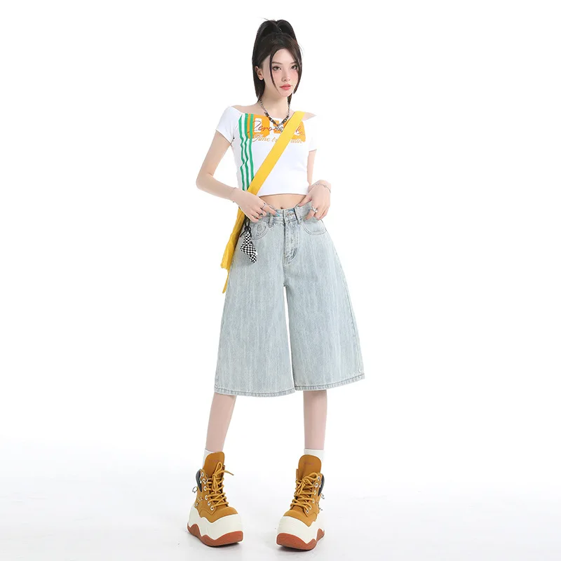 

Light Blue Bamboo-patterned Wide-leg Seven-inch Jeans, A New Summer High-waisted, Loose, Straight-leg Mid-length Pair for Women