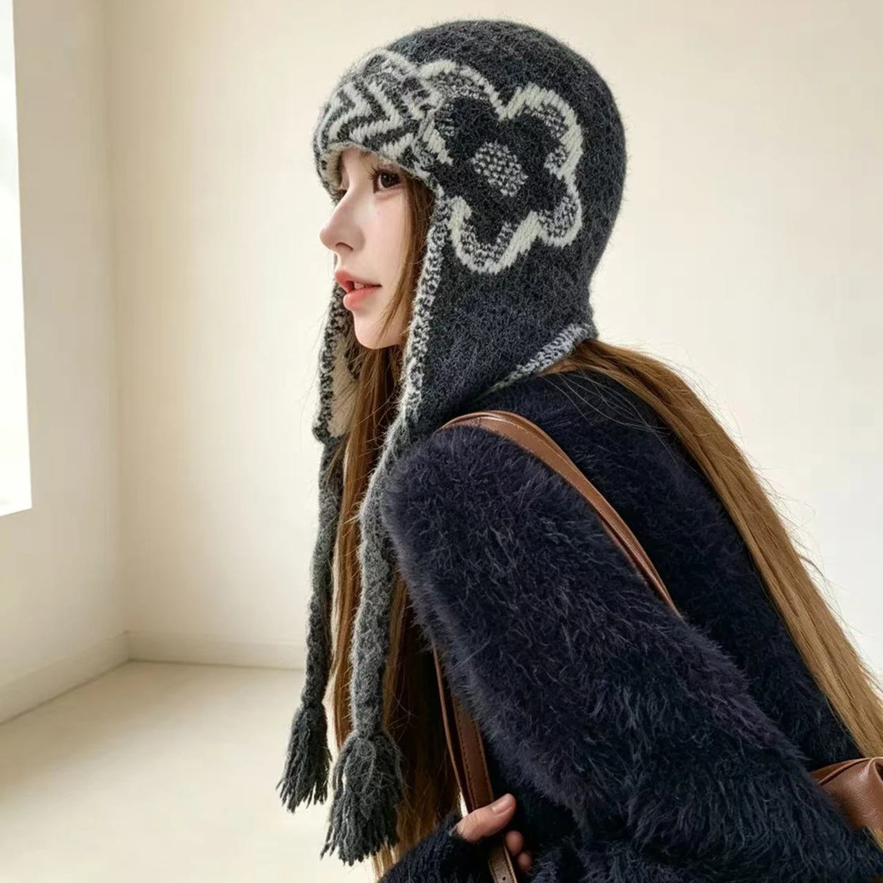 Women's Winter New Fashion Jacquard Knitted Trapper Earflap Hat Outdoor Warm Wool Blended Hat Ski Windproof Ear Protectors Hats
