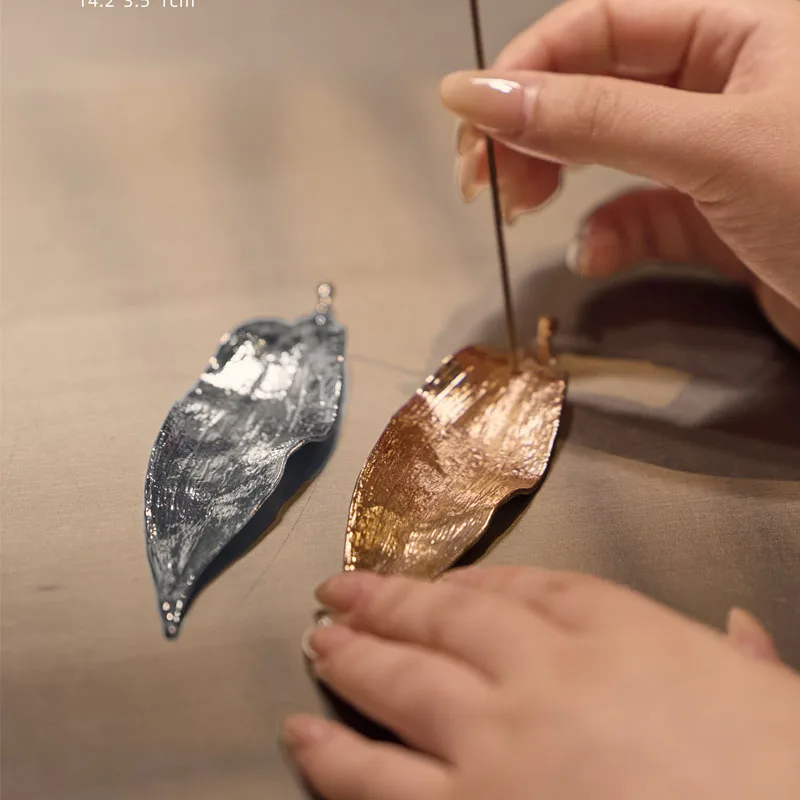 Nordic Metal Leaf Shape Incense Tray Ornaments Living Room Entrance Bedroom Tea Table Incense Burner Crafts Home Decoration