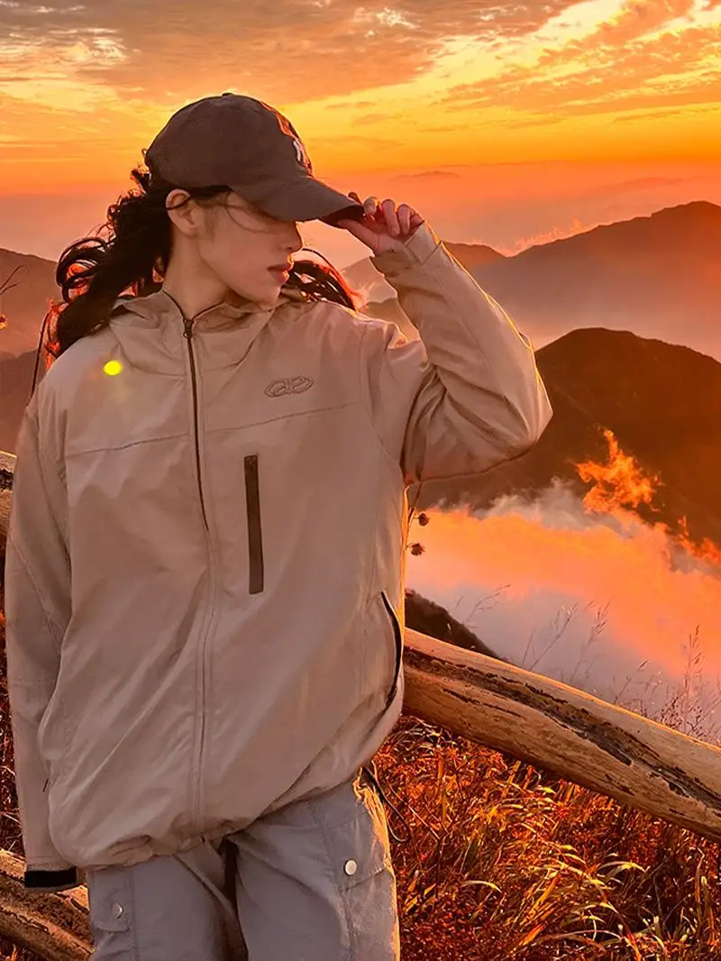 

American Retro Zipper Men's Jaet Autumn Winter Outdoor Climbing Tee-in-One Hooded Coat Youth Faion Polyester Fiber