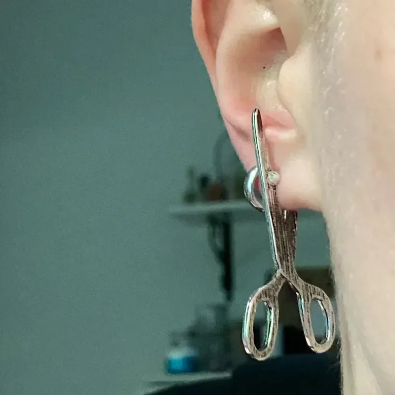 الظلام القوطية خمر مقص تقليد المبالغة وأقراط للرجال النساء القوطي الشرير الفضة اللون هالوين مجوهرات الأزياء