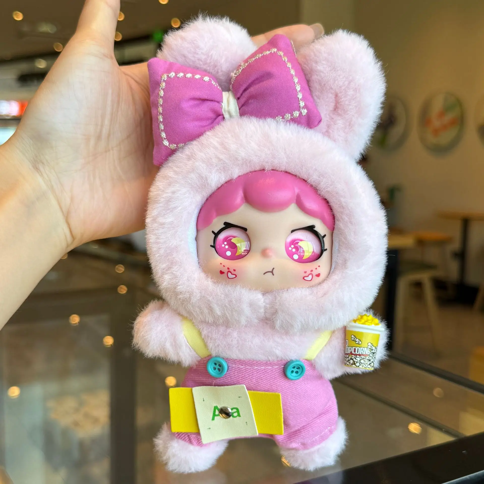 

Whimsical Vinyl-Face Plush Doll - Creative Trendy Pocket Pendant Keychain, Portable Cute Companion